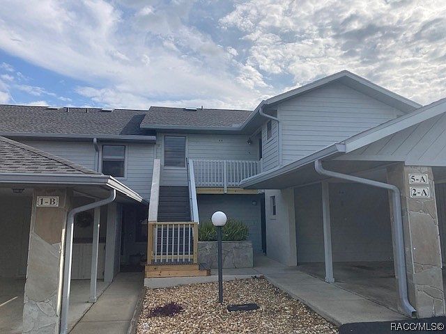 1st image of 636 E Gilchrist Ct APT 5A