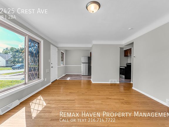 5th image of 12425 Crest Ave