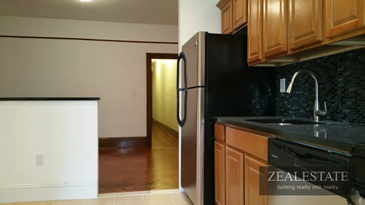 Rented by ZealEstate Group Inc | media 35