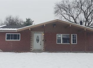 3225 Bluebird Ln, Granite City, IL