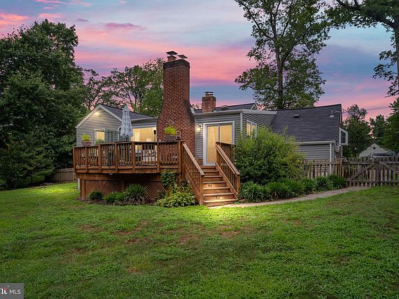 2nd image of 3801 Woodley Dr