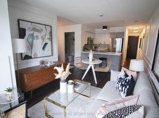 231 Fort York Blvd #322, Toronto, ON M5V1B2
