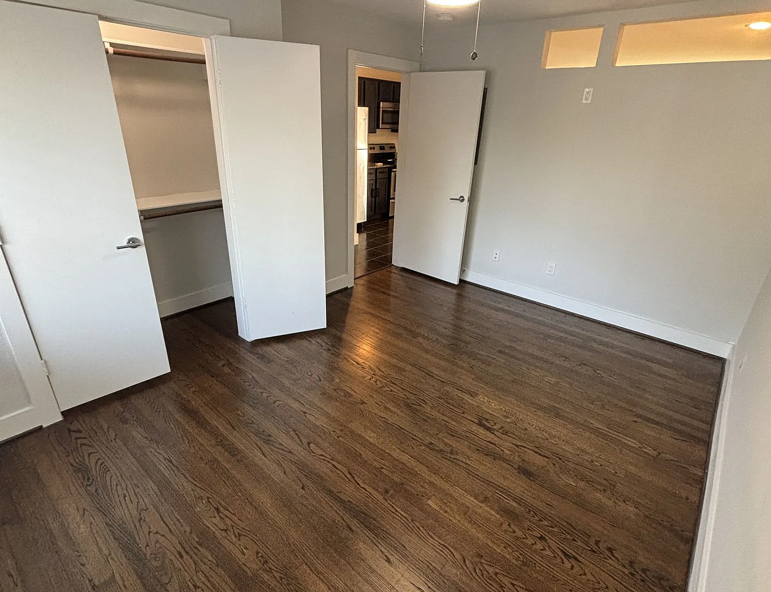 Jackson Apartments — Photo 1