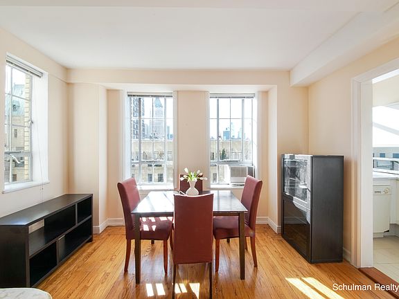 3rd image of 350 W 57th St APT 12H