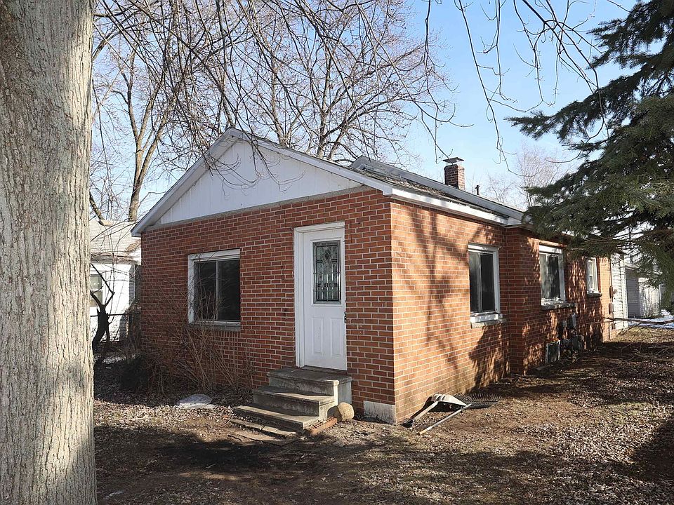 1st image of 56292 Burr St