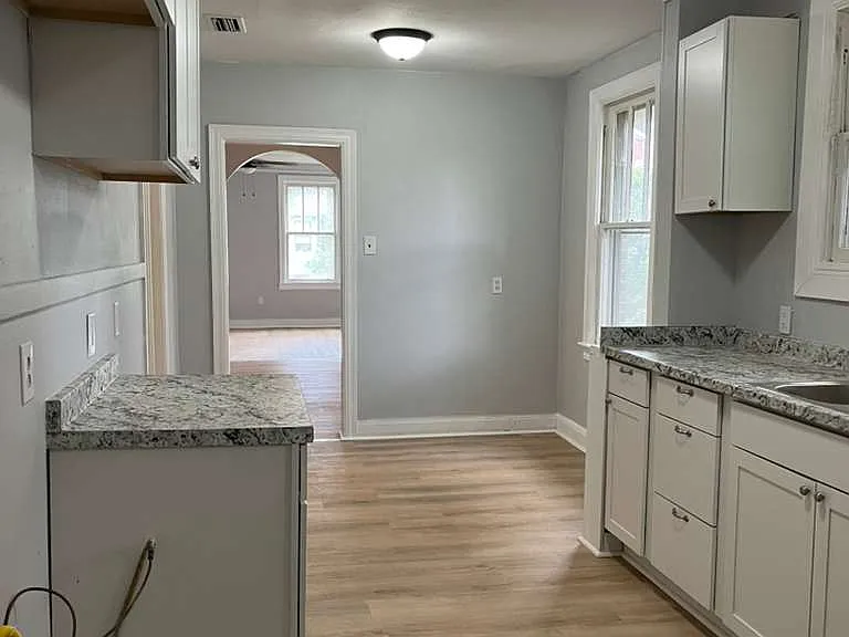 1704 Church St — Photo 1