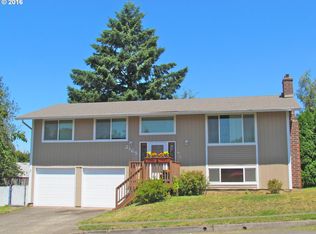 2165 SW 8th Dr, Gresham, OR 97080