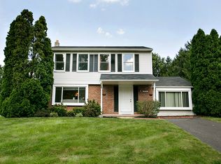 103 Station Dr, North Wales, PA 19454