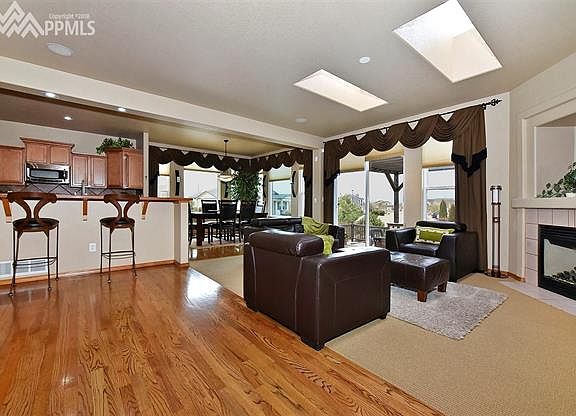 3rd image of 7355 Salish Blvd