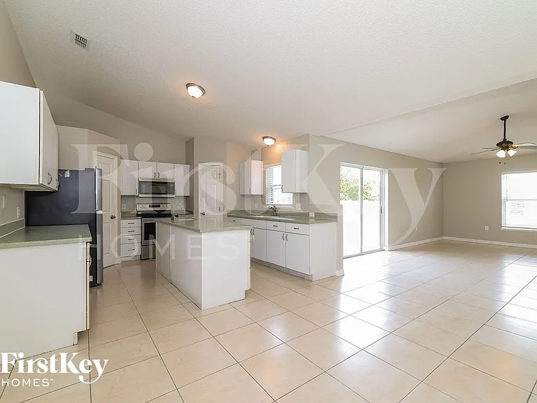 11 Coventry Ct — Photo 6