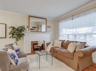 13 Patterson Ave, Toronto, ON M1L 3Y1