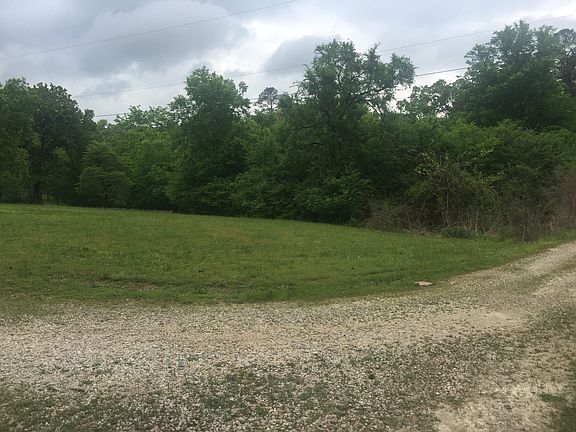 3rd image of 24516 Brandon Ln