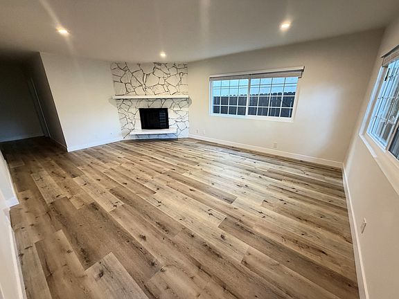4th image of 1452 Berkeley St APT 1