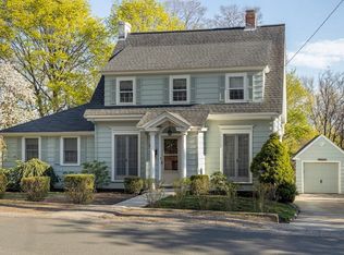 10 Simmons Rd, Hingham, MA 02043