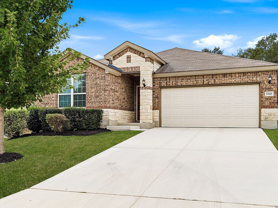 1st image of 10616 Hibiscus Cove