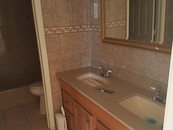 2nd image of 312 N Edgewood Ave