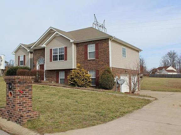 2nd image of 3326 Gableridge Ct