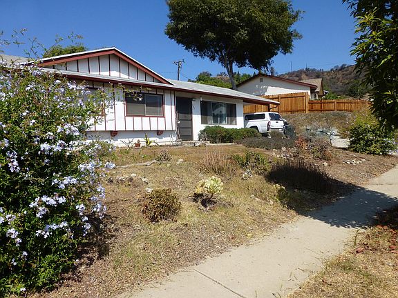 2nd image of 345 Dakota Dr