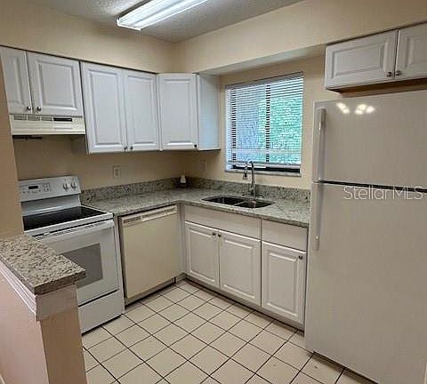 4th image of 177 SPRINGWOOD CIRCLE #C