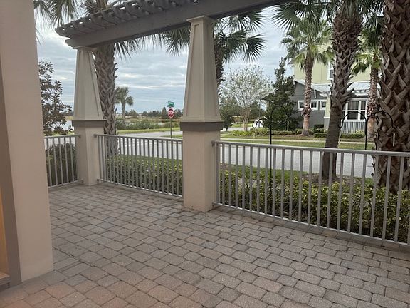 3rd image of 13805 Benavente Ave