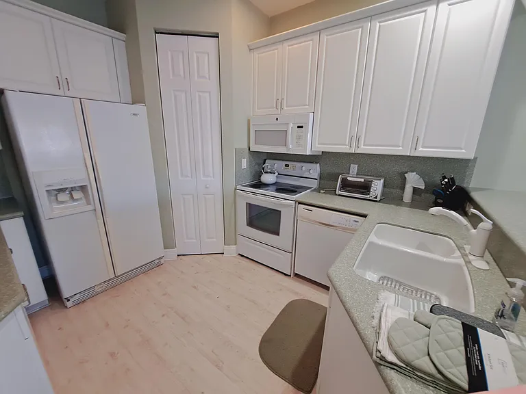 204 Shelley Ln #204 — Photo 25