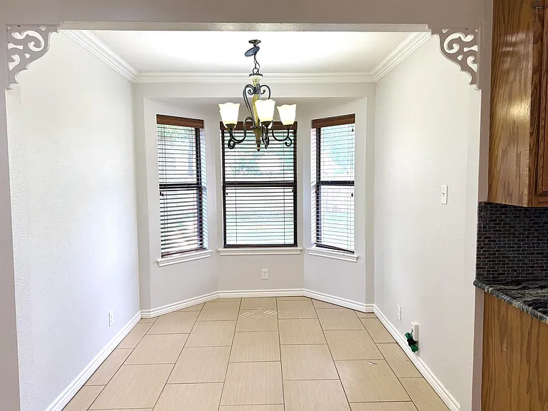 4210 York St — Photo 12