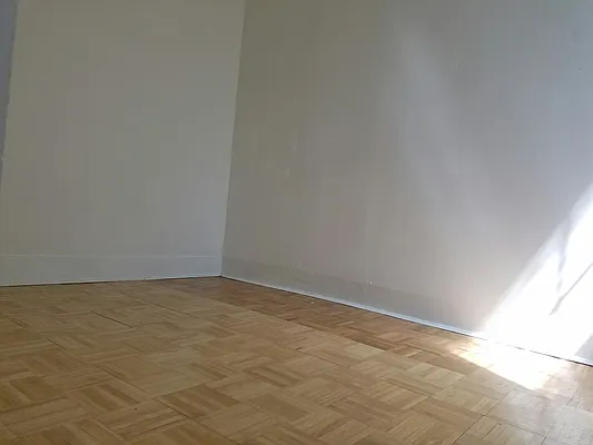 Rented by Quest Realty Sunnyside Corp | media 19