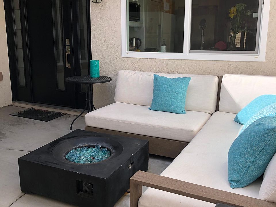 enclosed front patio