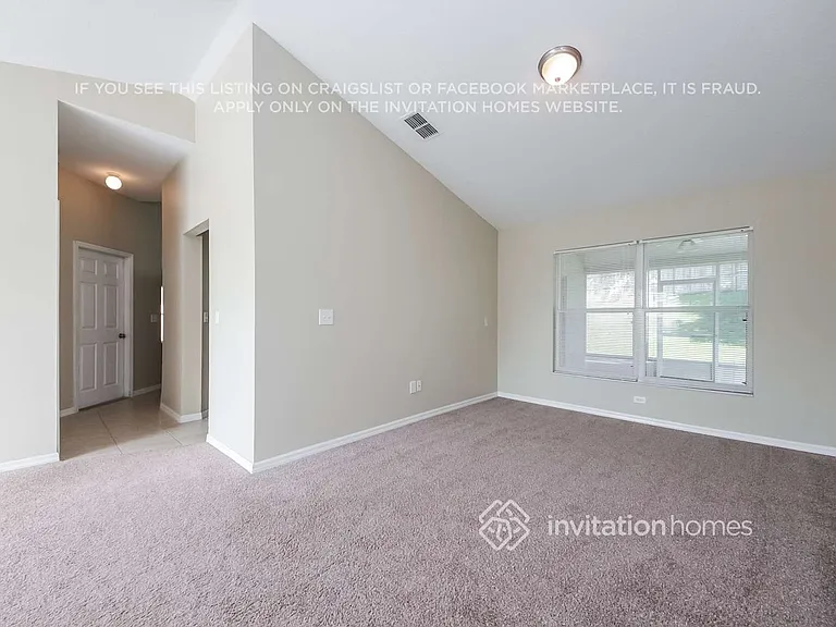 1131 Windy Bluff Dr — Photo 4
