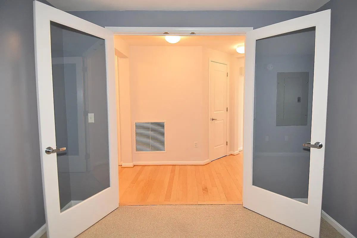 2 bed, 1376 sqft, $3,500 — Photo 3