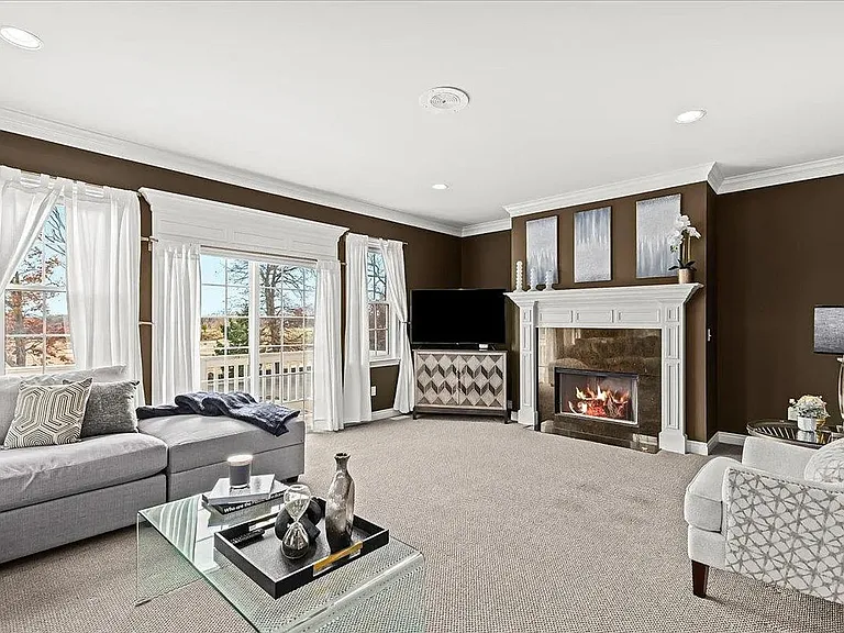 1515 Town Commons Dr — Photo 11