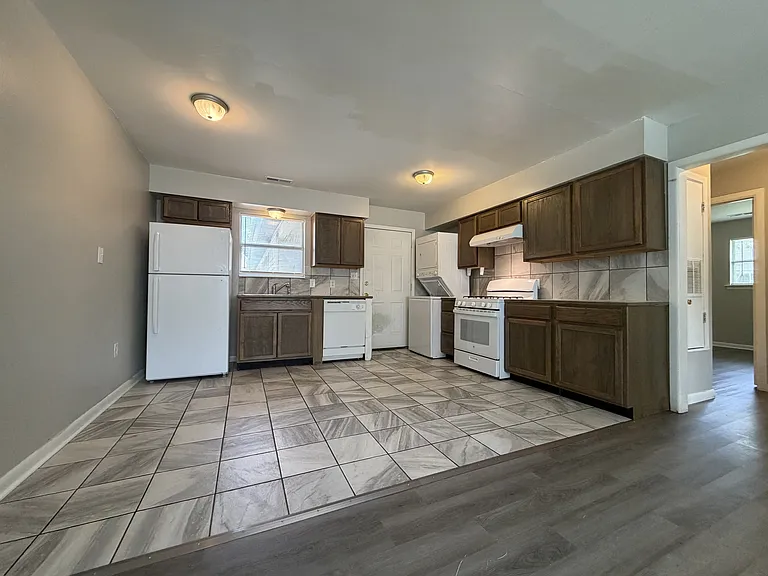 1309 S Washington Ave #2 — Photo 5