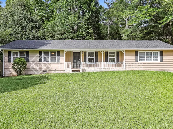 2396 Shire Ct, Austell, GA 30106