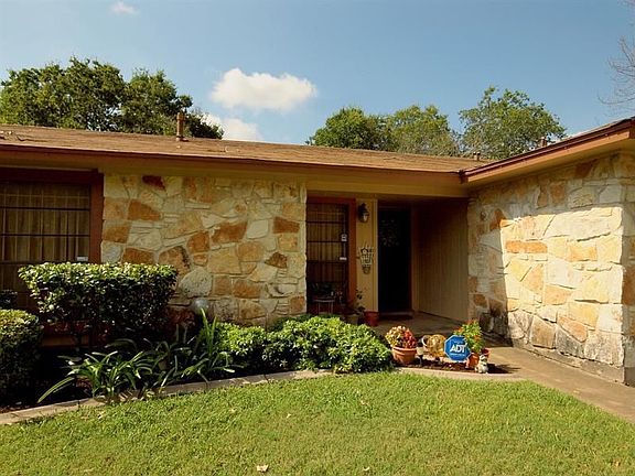 4th image of 5709 Purple Sage Dr