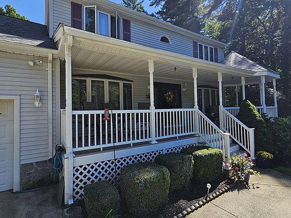 3rd image of 226 County Rd