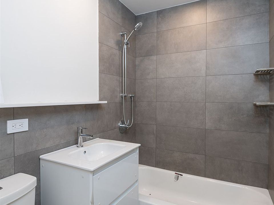 landlord_unit_photo_67562779_1