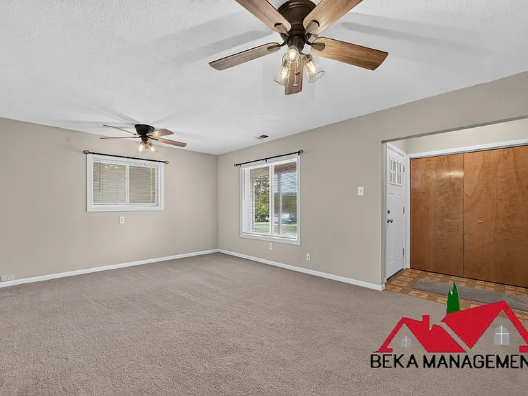 3574 Merritt Lake Dr — Photo 18