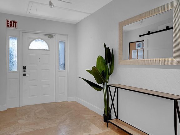 3rd image of 1725 NE 22 Terrace