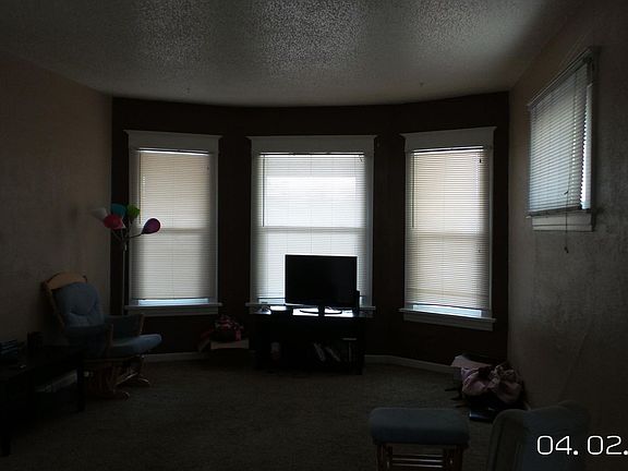 5th image of 913 2nd Ave N #C