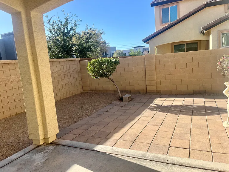1792 W Homestead Dr — Photo 23