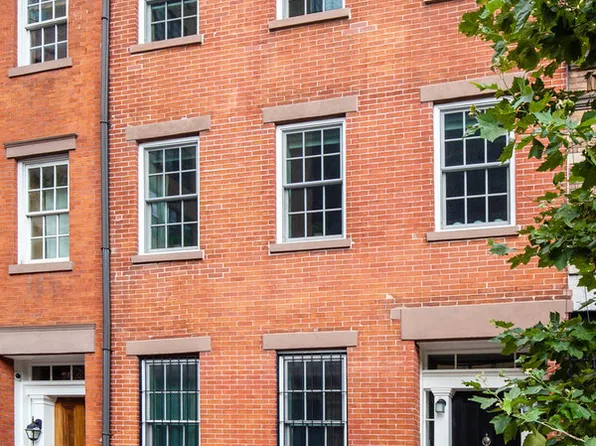 735 Washington Street image 1 of 13