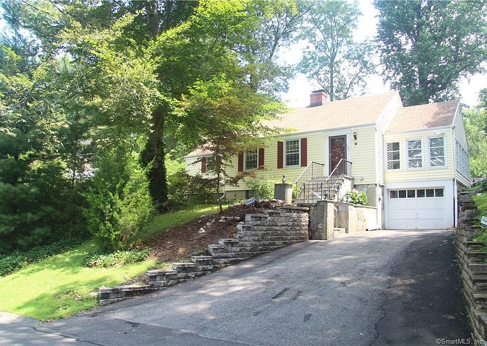 1st image of 160 Dannell Dr