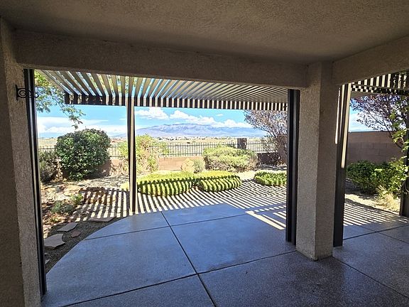 3rd image of 6912 Vista Del Sol Dr NW