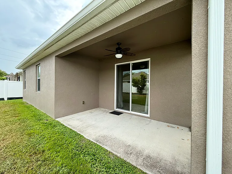 811 Krenson Woods Ln — Photo 31