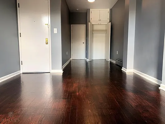 Rented by Hillel Realty Group | media 5