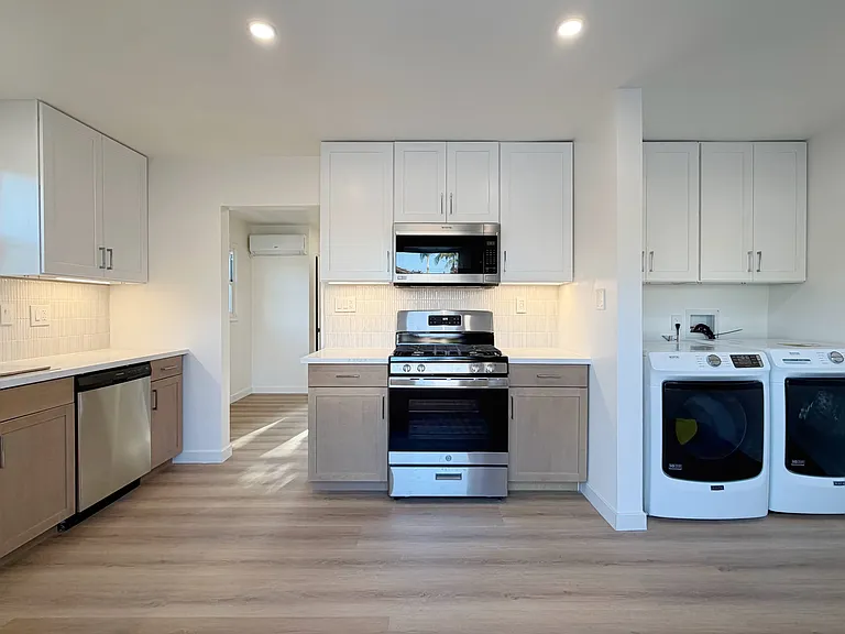 1850 Fanwood Ave — Photo 3
