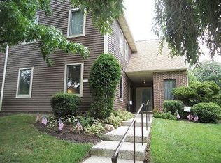 9011 Ayrdalecrescent St UNIT 52A, Philadelphia, PA 19128