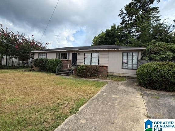 2nd image of 3213 Ridgely Dr