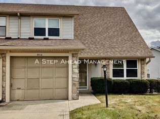 551 Paradise Way W, Greenwood, IN 46143
