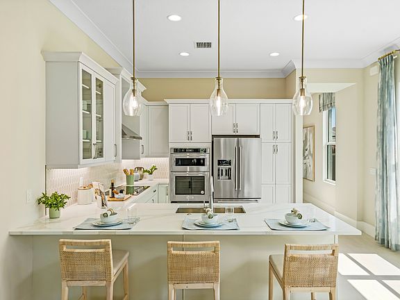 Kitchen 2147 Falls Manor